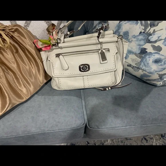 Gorgeous Coach handbag/shoulder bag - Picture 7 of 11